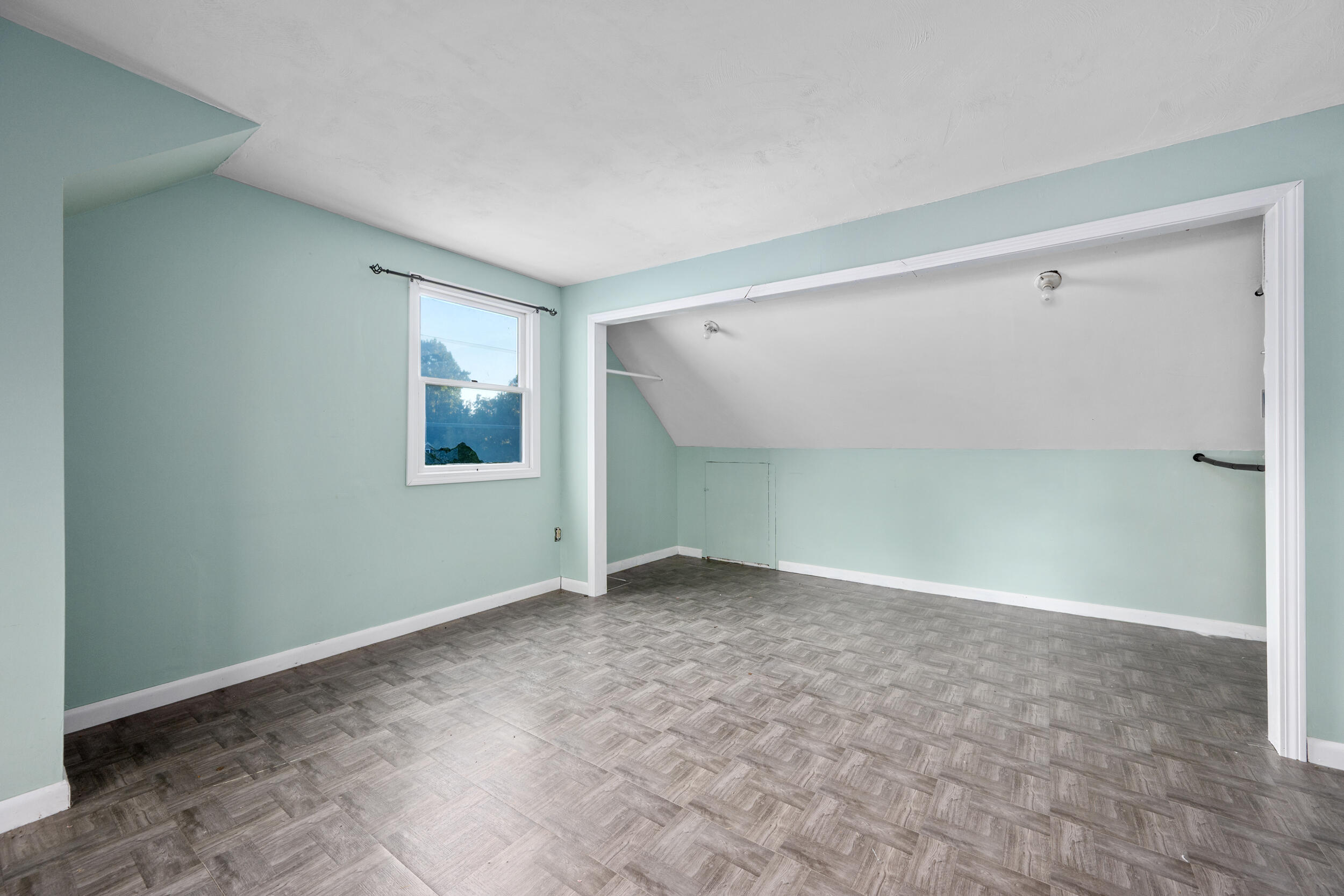 33 Holmes Road Harwich MA 02645