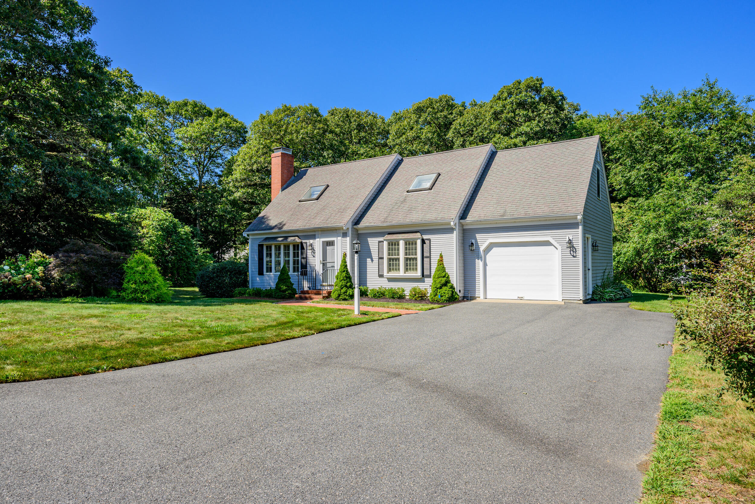 11 Kalmia Way Centerville MA 02632