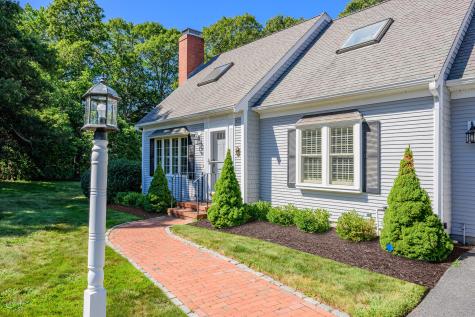 11 Kalmia Way Centerville MA 02632