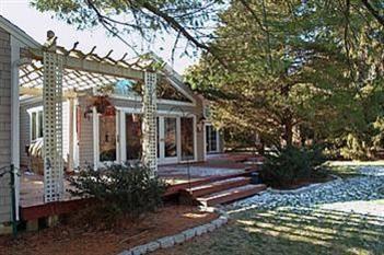 Cotuit MA 02635