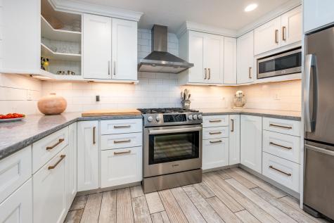 60 Shorewood Drive Mashpee MA 02649
