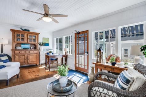 7 Central Street Provincetown MA 02657