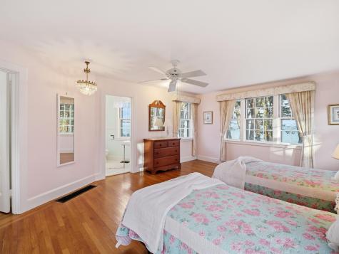 190 Vineyard Road Barnstable MA 02635