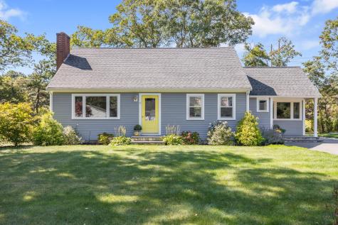 15 Geraldine Road Barnstable MA 02635