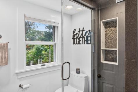 15 Geraldine Road Barnstable MA 02635