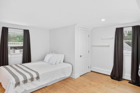 15 Geraldine Road Barnstable MA 02635