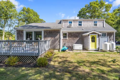 15 Geraldine Road Barnstable MA 02635