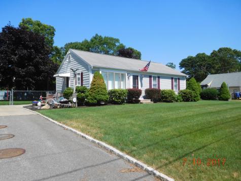 71 Beth Lane Hyannis MA 02601