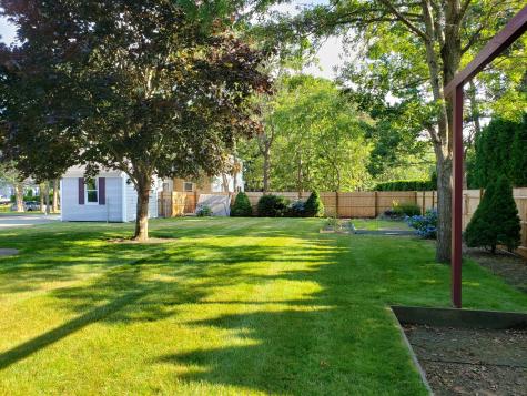 71 Beth Lane Hyannis MA 02601