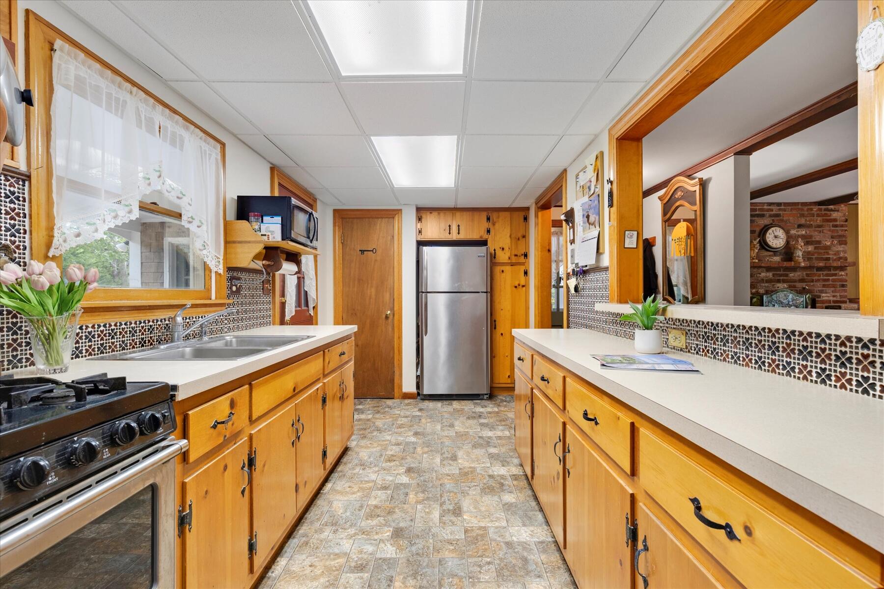 10 Field Road Eastham MA 02642