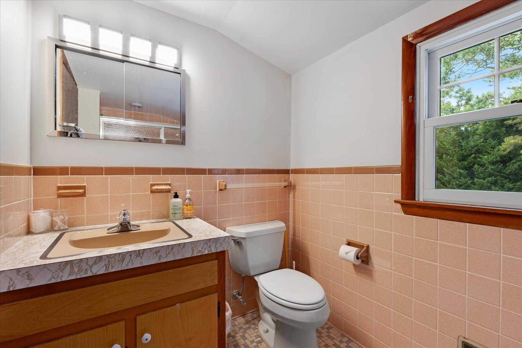 10 Field Road Eastham MA 02642