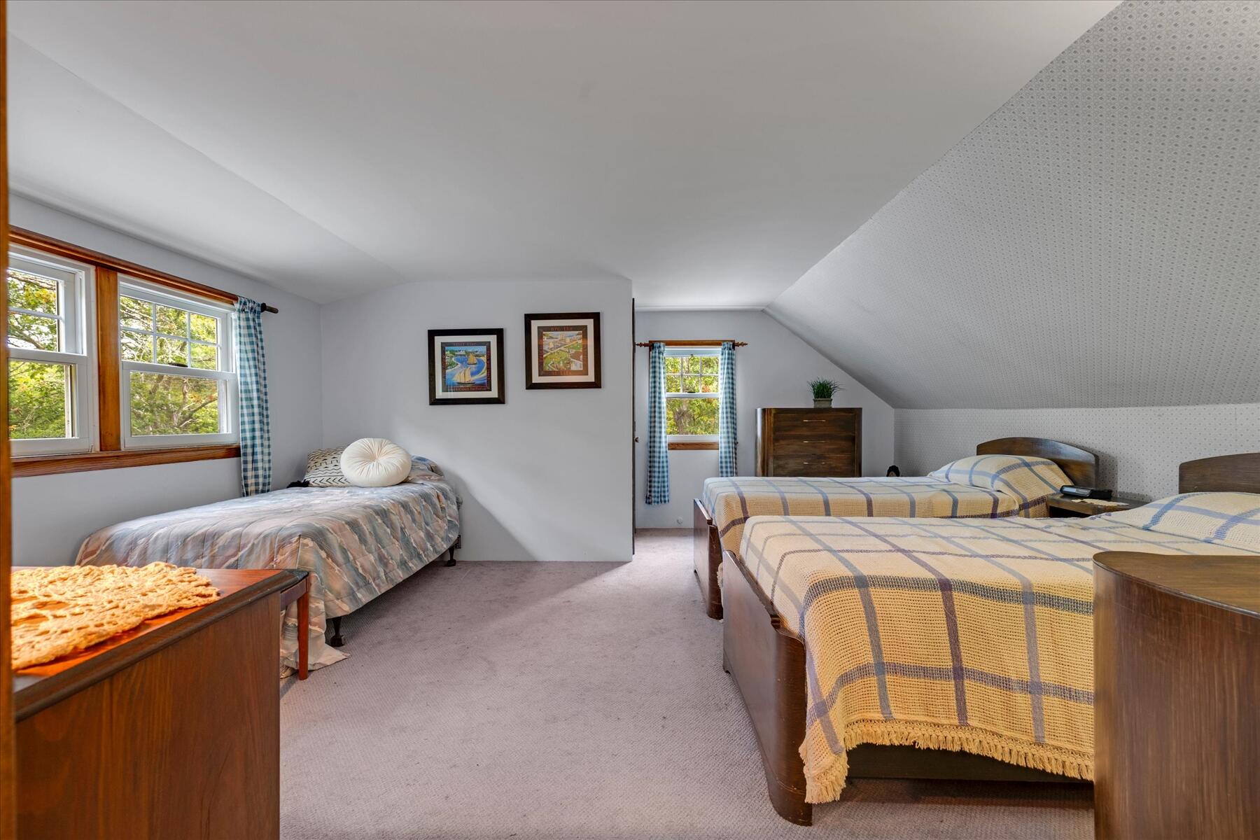 10 Field Road Eastham MA 02642