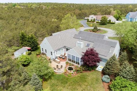 88 Taurus Drive Mashpee MA 02649