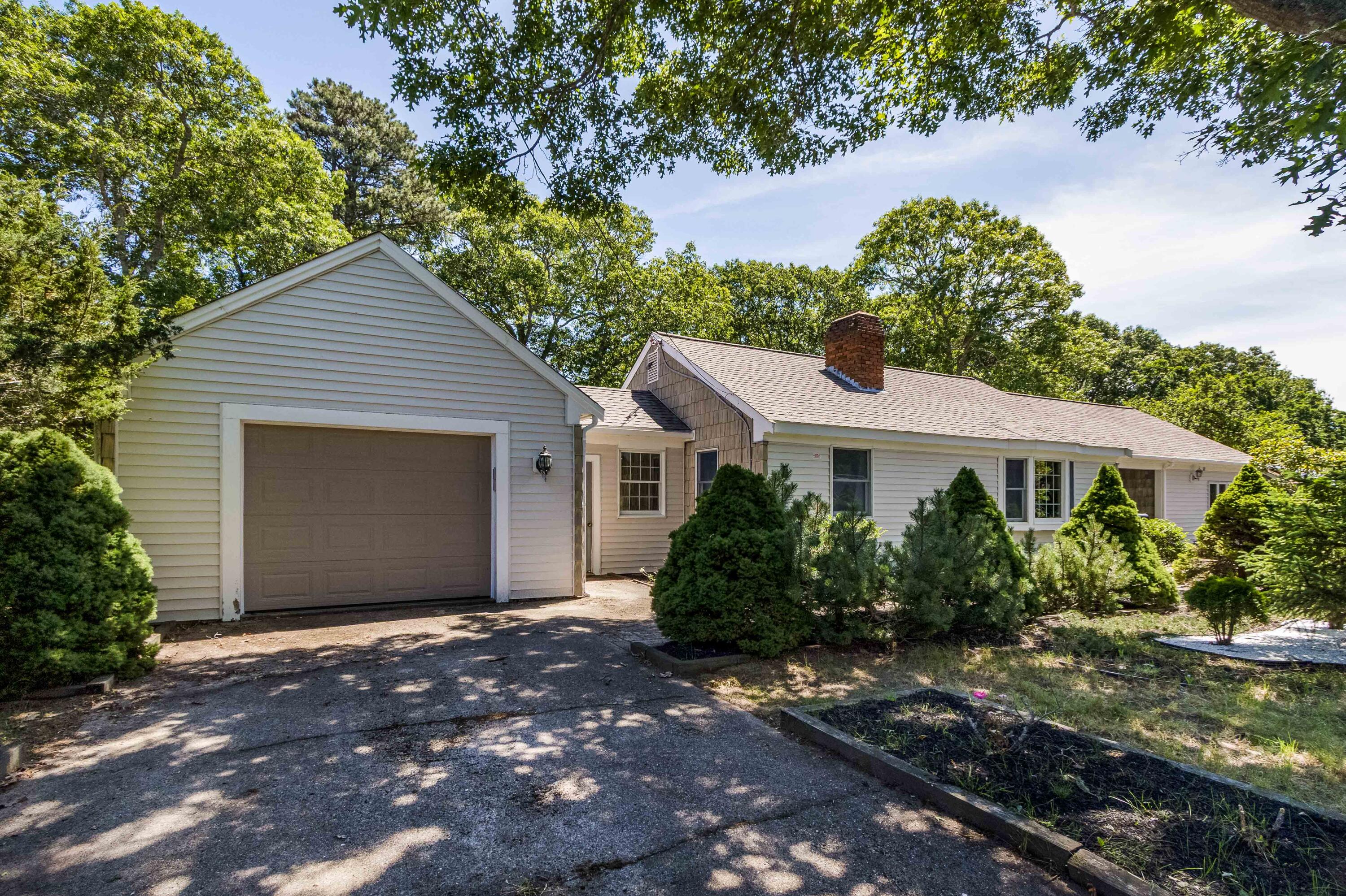32 Davis Road South Yarmouth MA 02664
