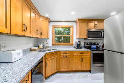 32 Davis Road Yarmouth MA 02664