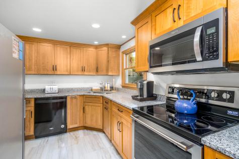 32 Davis Road Yarmouth MA 02664