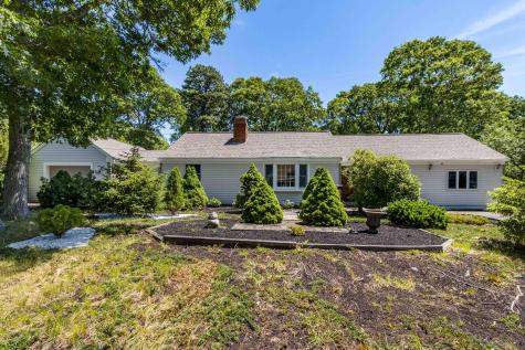 32 Davis Road Yarmouth MA 02664