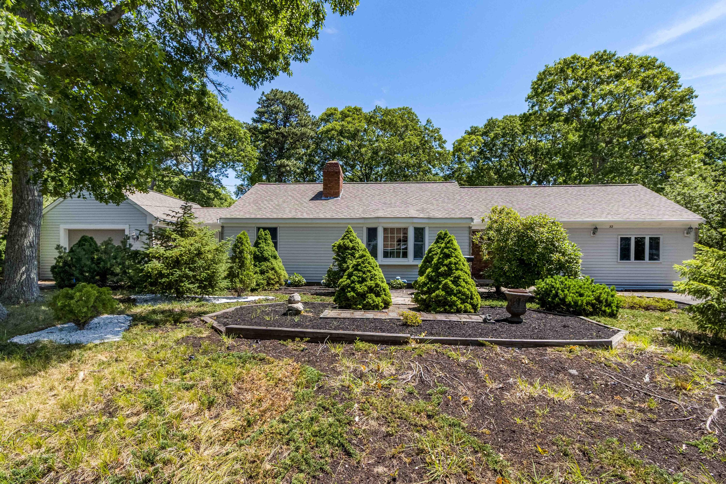 32 Davis Road South Yarmouth MA 02664