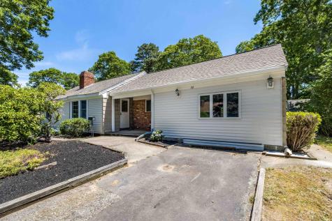 32 Davis Road Yarmouth MA 02664