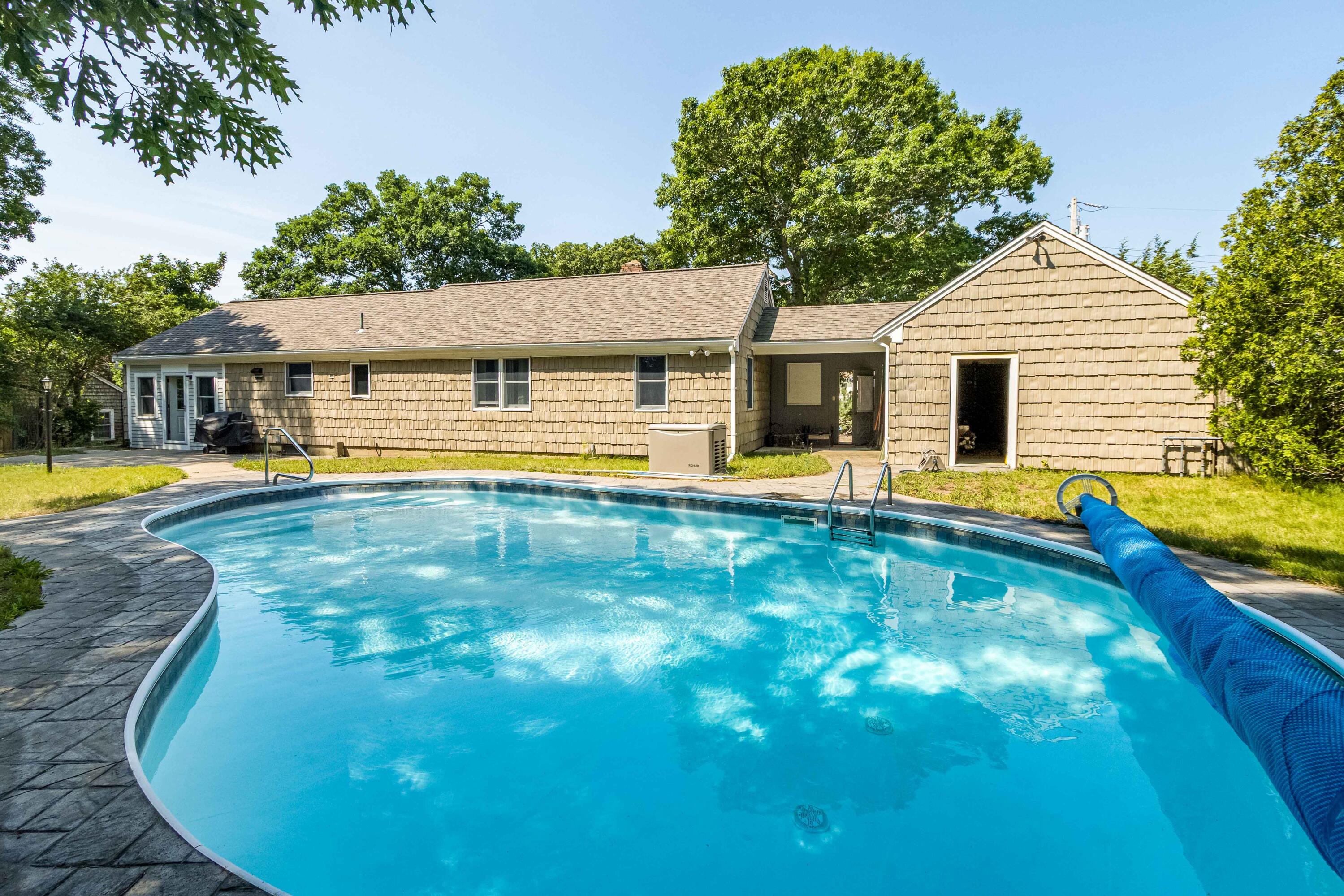 32 Davis Road Yarmouth MA 02664