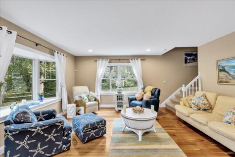 11 Richard Lane West Dennis MA 02670