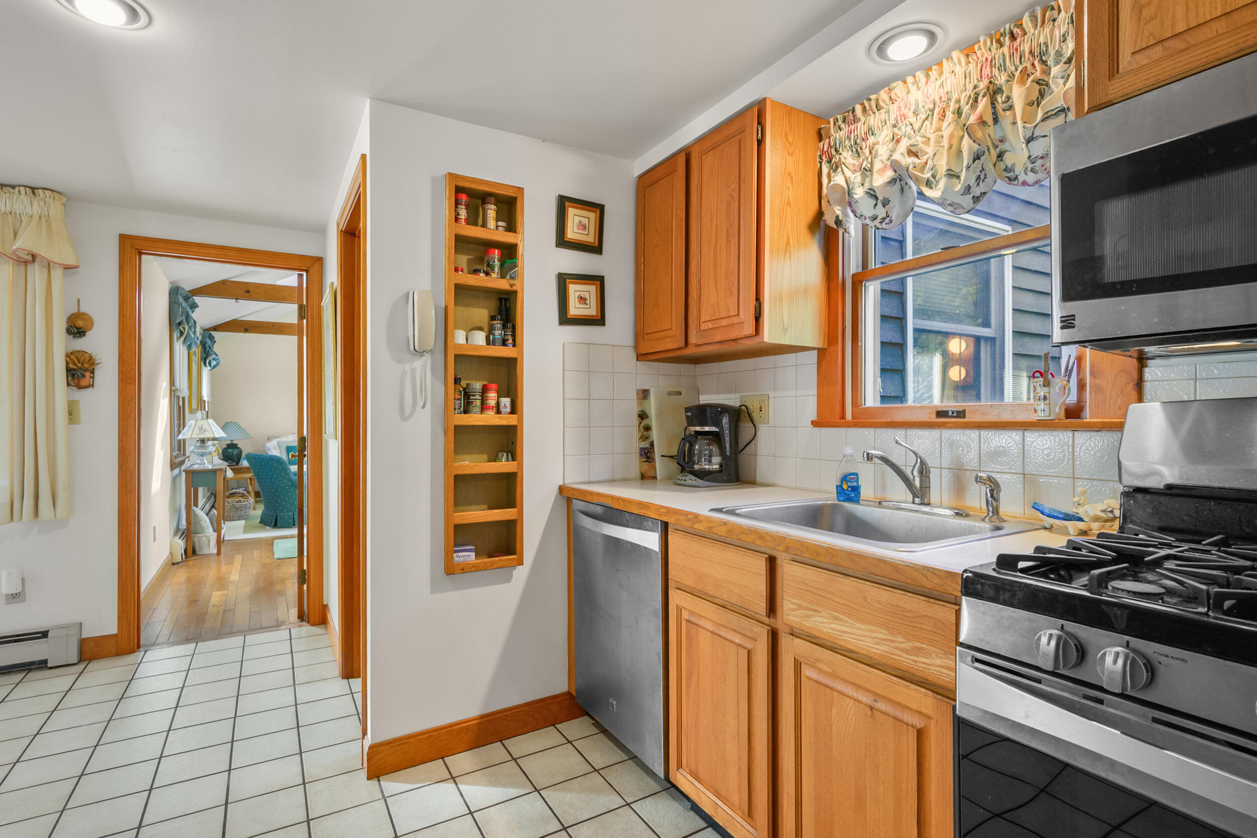 17 South Street Yarmouth MA 02664