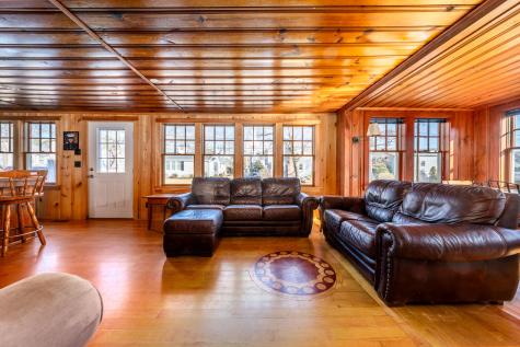 9 Starboard Lane Mashpee MA 02649