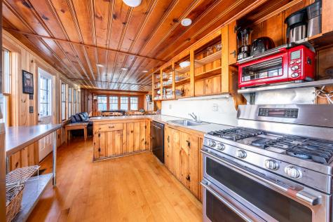 9 Starboard Lane Mashpee MA 02649