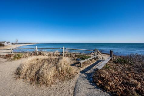 9 Starboard Lane Mashpee MA 02649