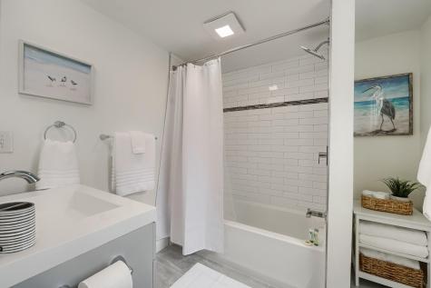 32 Washington Avenue Hyannis MA 02601