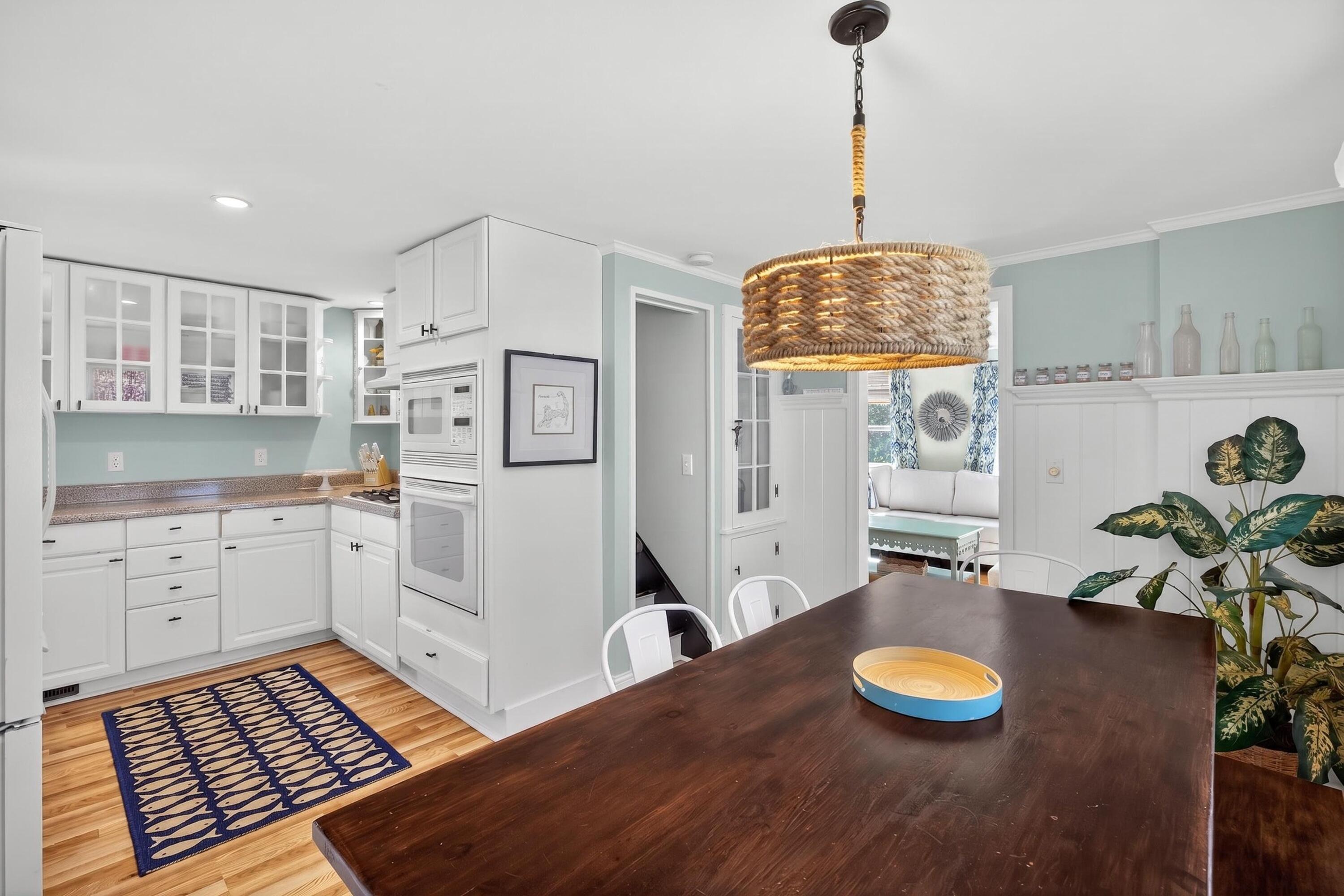 14 Lovers Lane Harwich MA 02645