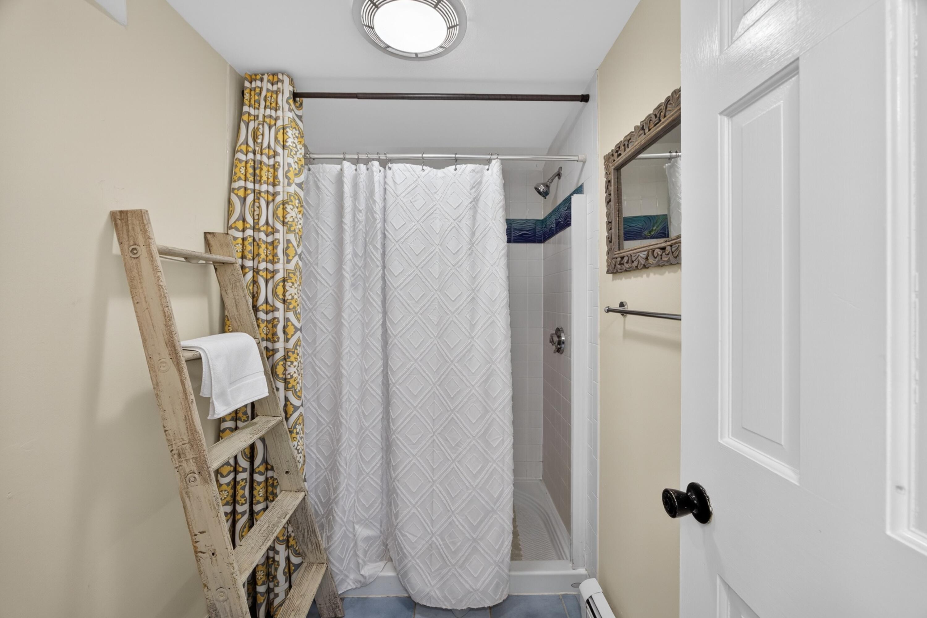 14 Lovers Lane Harwich MA 02645
