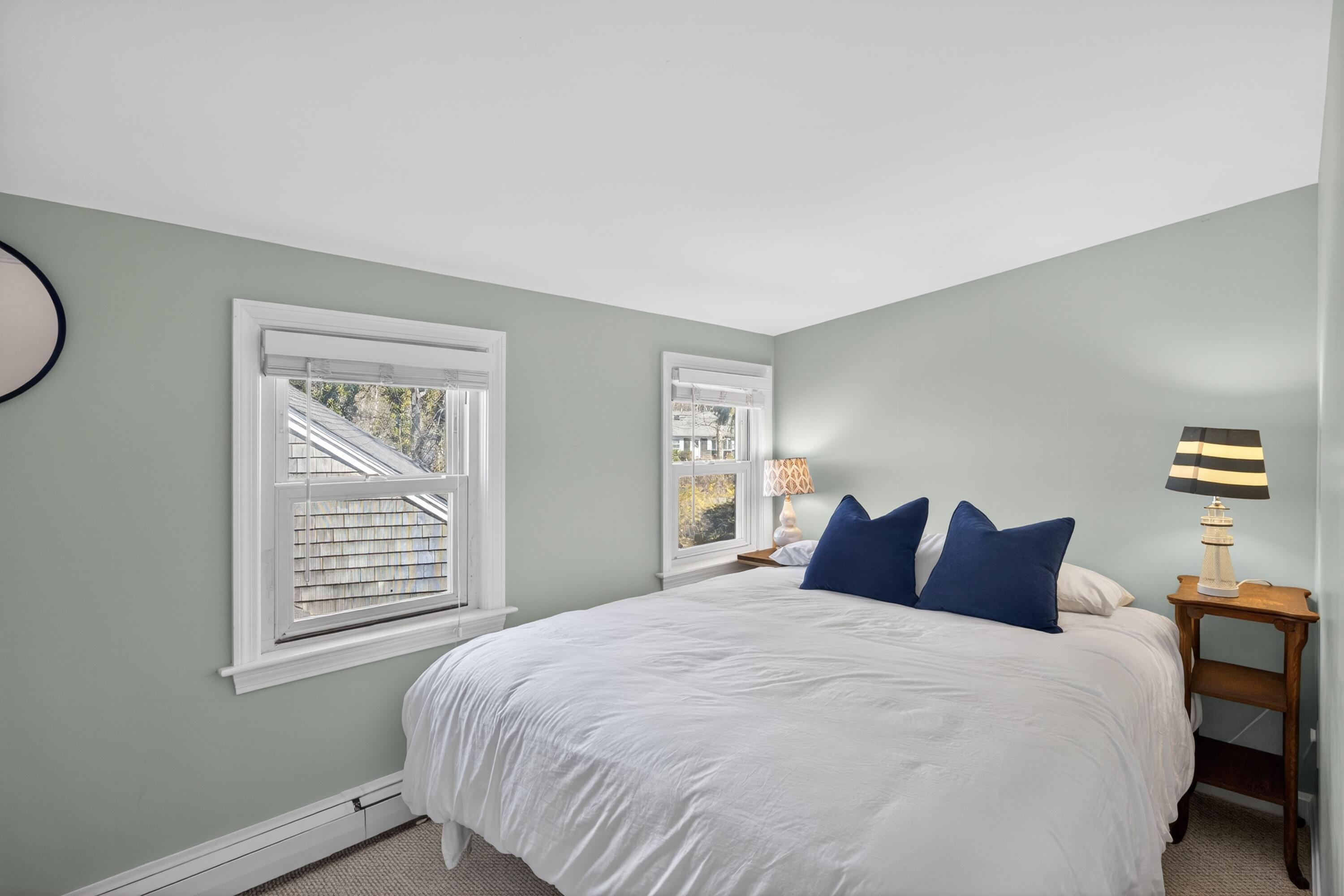 14 Lovers Lane Harwich MA 02645