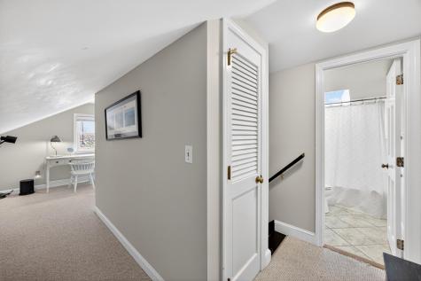 14 Lovers Lane Harwich MA 02645