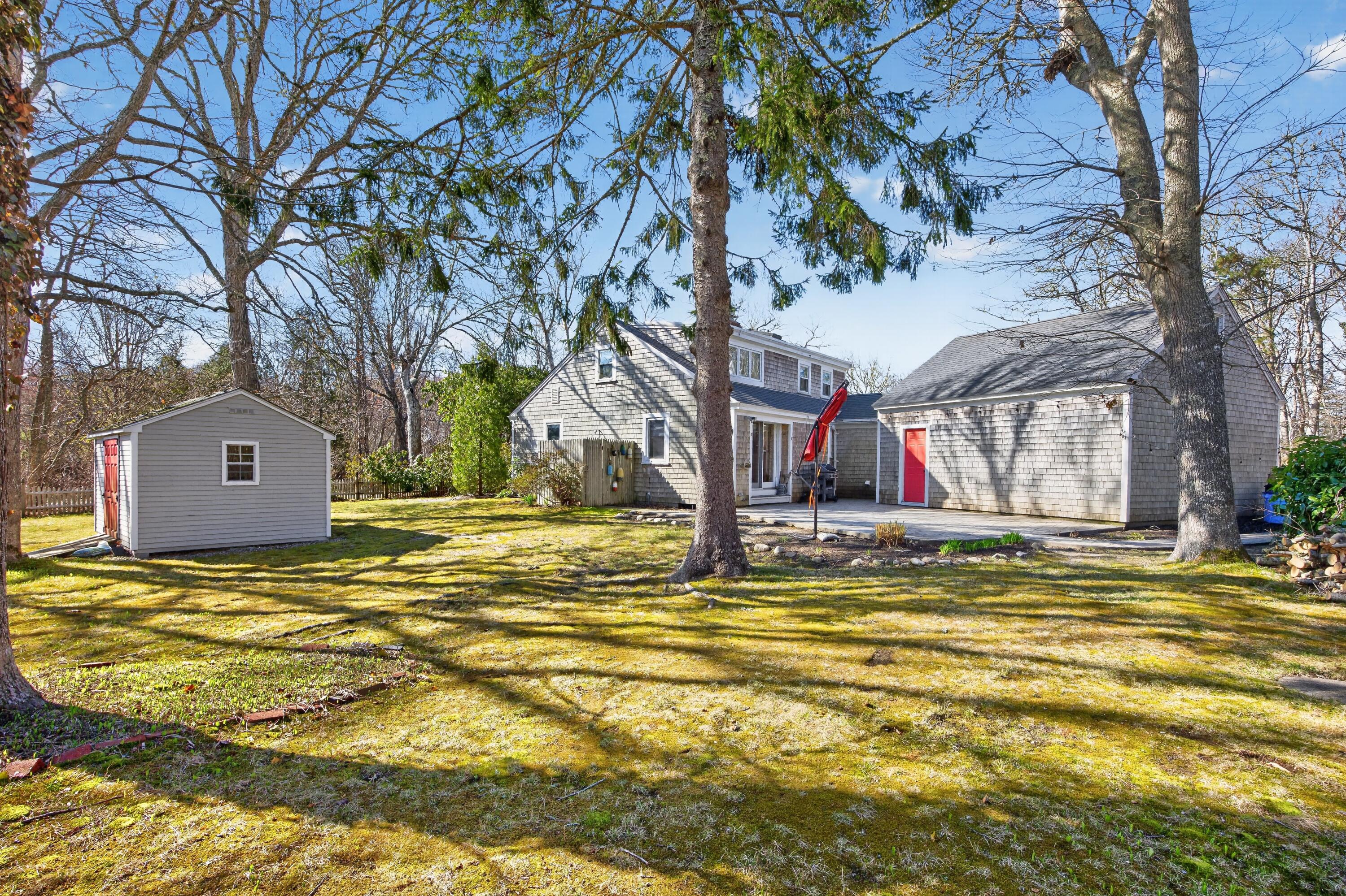 14 Lovers Lane Harwich MA 02645