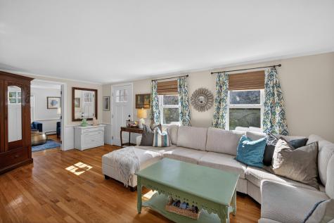 14 Lovers Lane Harwich MA 02645