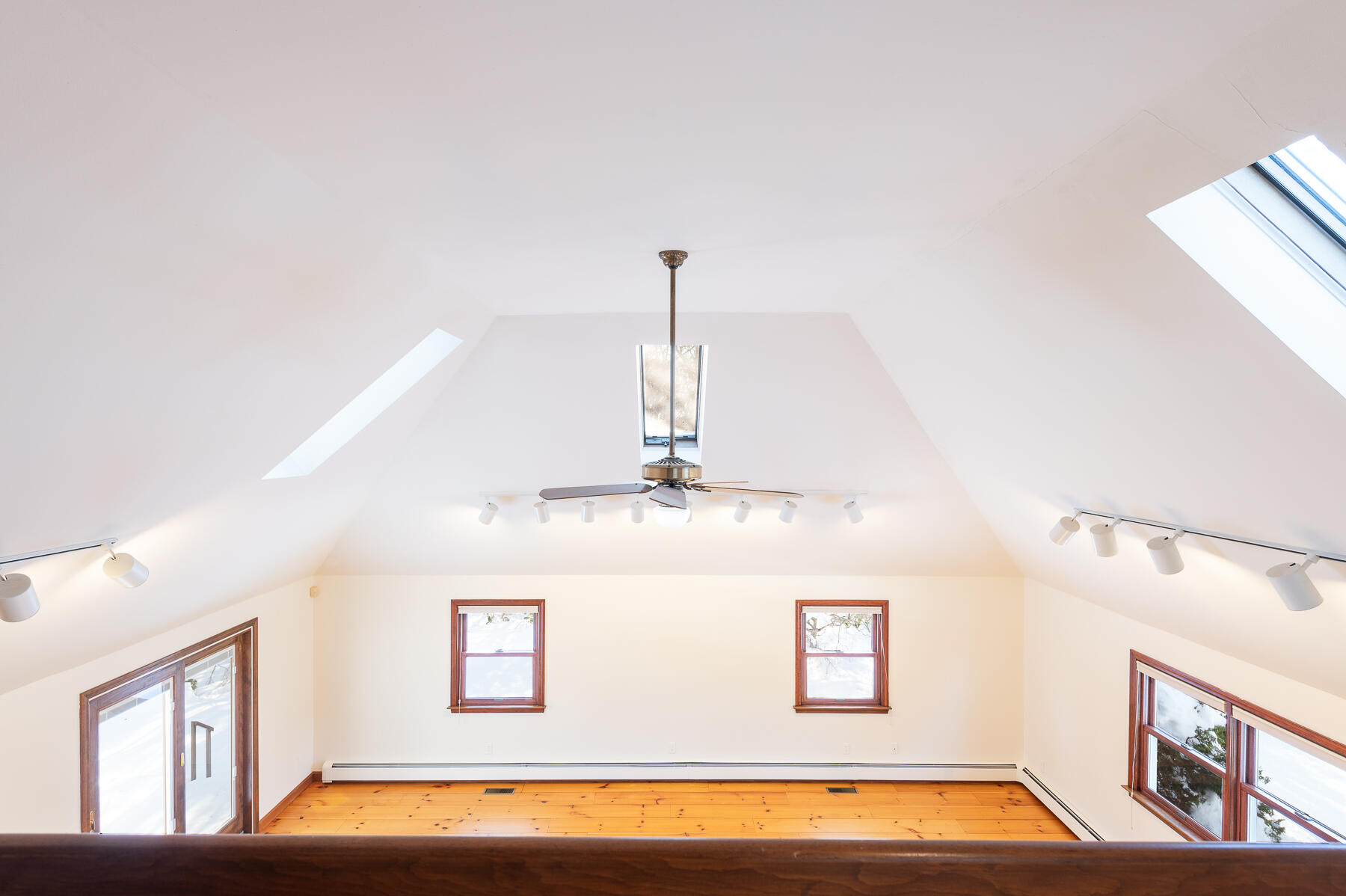 16 Meltiah Road Falmouth MA 02540