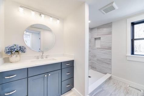 33 Wood Neck Road Falmouth MA 02540