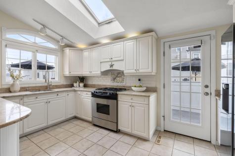 446 Barlows Landing Road MA 02559