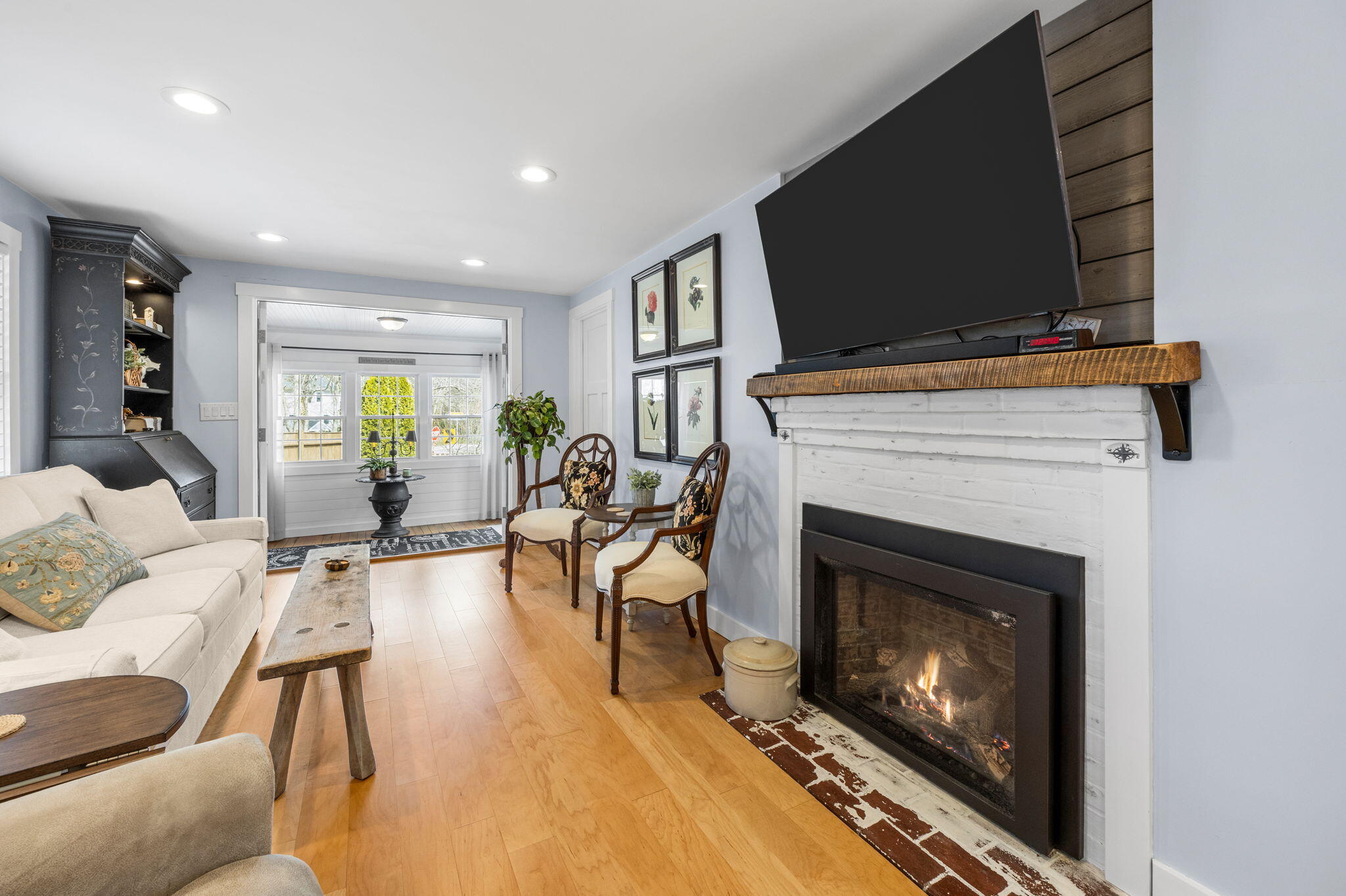 182 Woods Hole Road Falmouth MA 02540