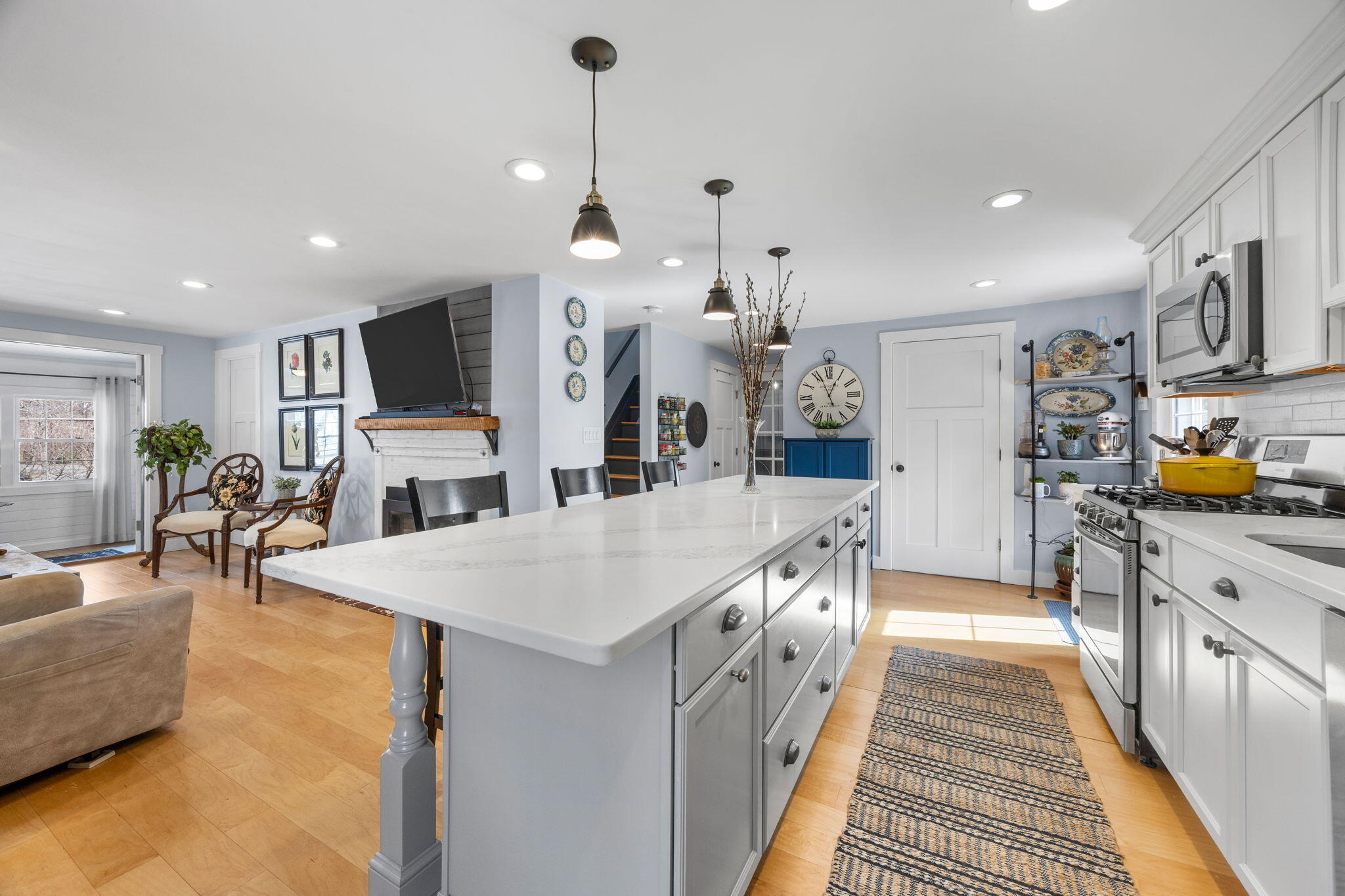 182 Woods Hole Road Falmouth MA 02540