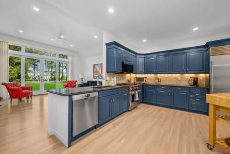 131 Dunrobin Road Mashpee MA 02649