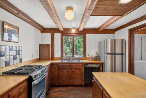 28 Greymoor Way MA 02653
