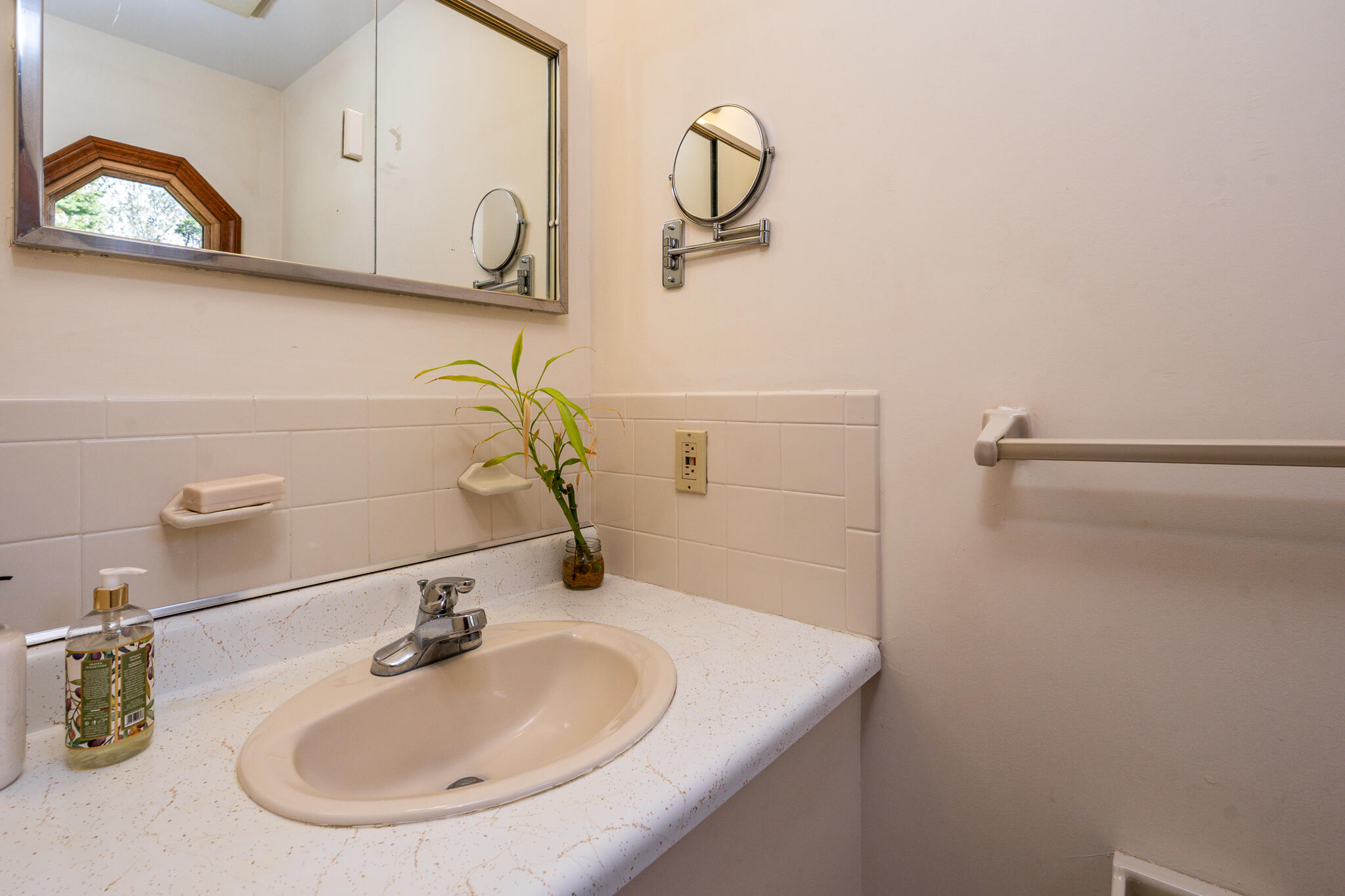 382 Mariner Circle Cotuit MA 02635