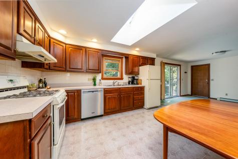 382 Mariner Circle Cotuit MA 02635