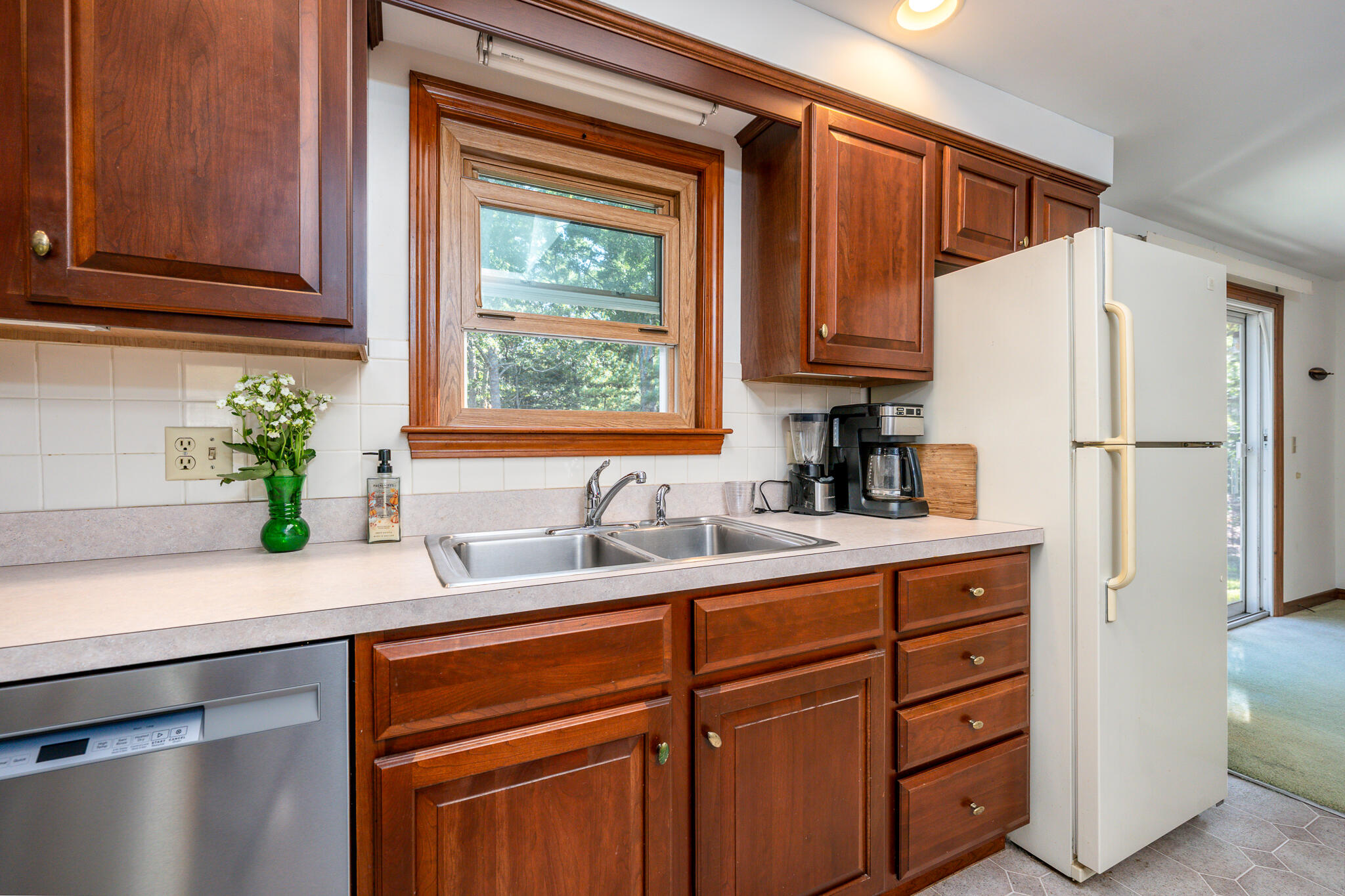 382 Mariner Circle Cotuit MA 02635