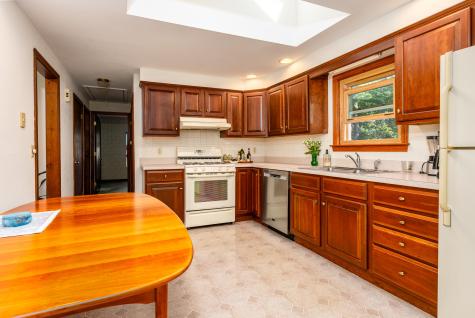 382 Mariner Circle Cotuit MA 02635