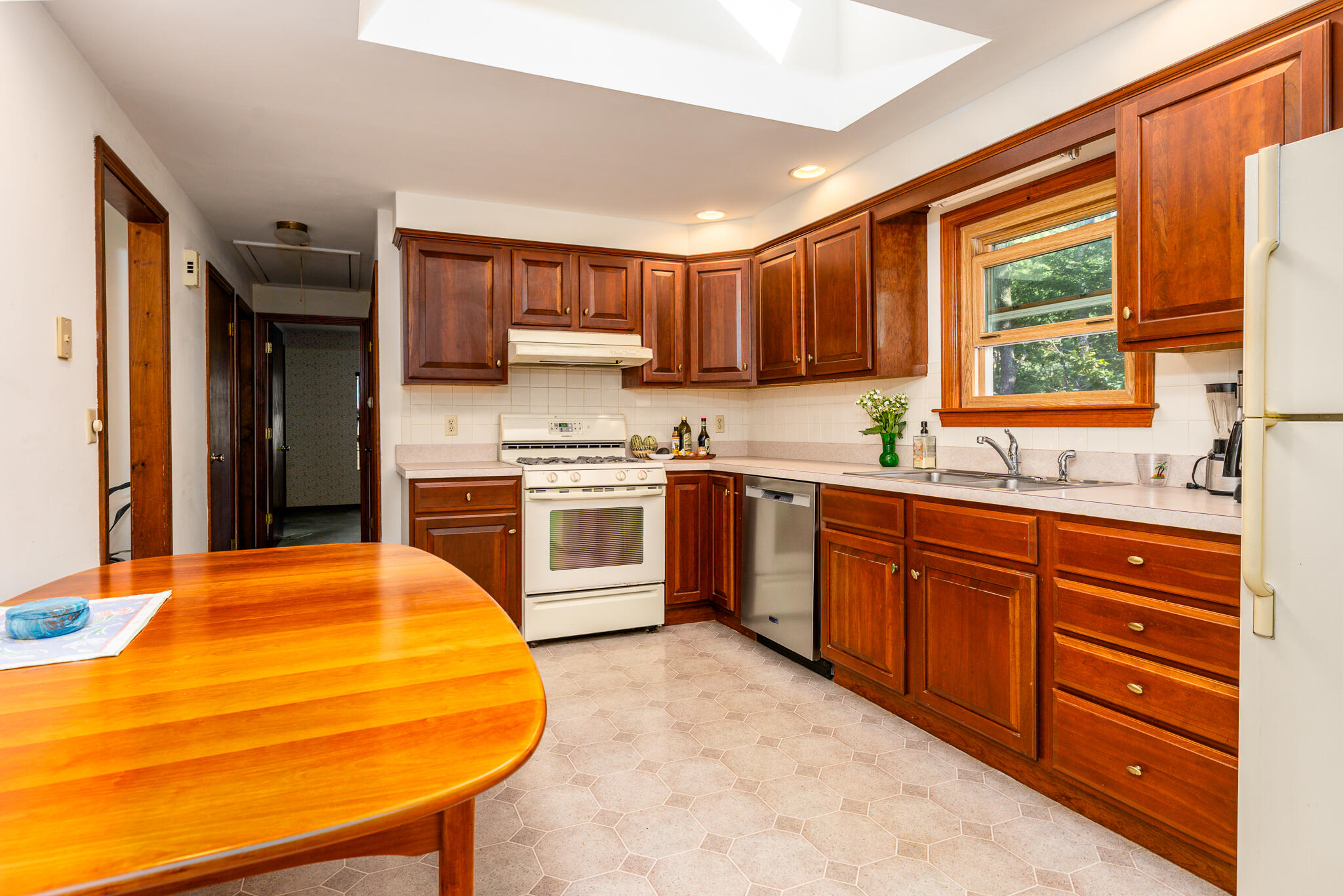 382 Mariner Circle Cotuit MA 02635