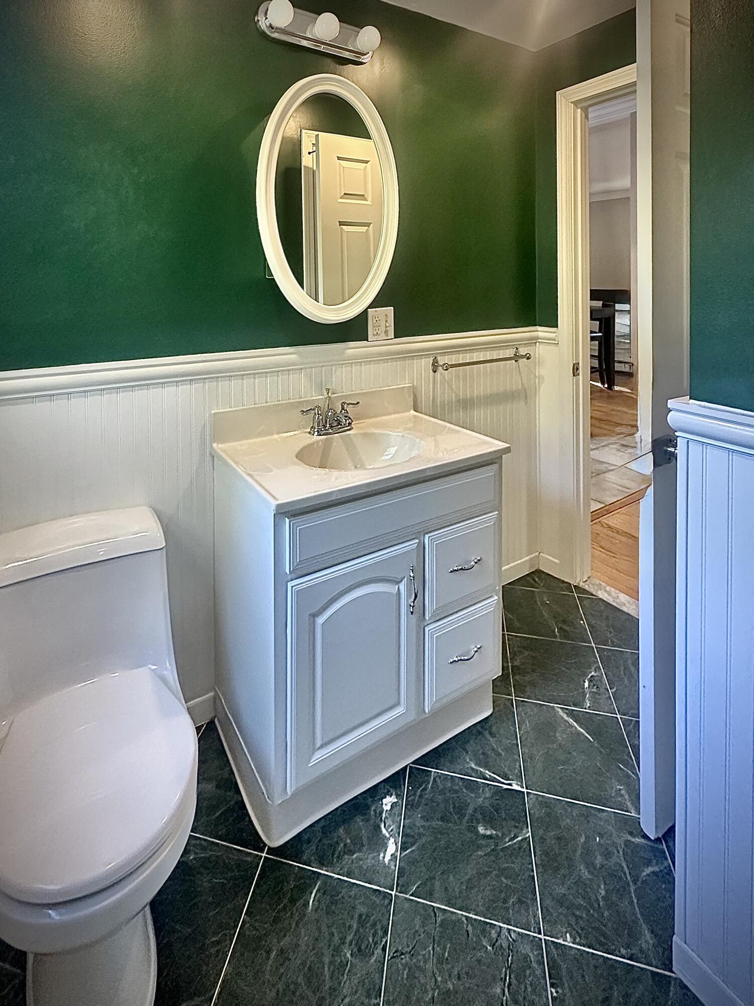 744 Old Barnstable Road Mashpee MA 02649