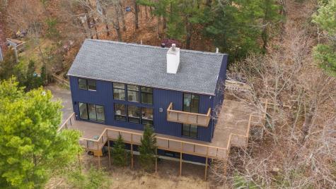 37 Cliff Street Plymouth MA 02360
